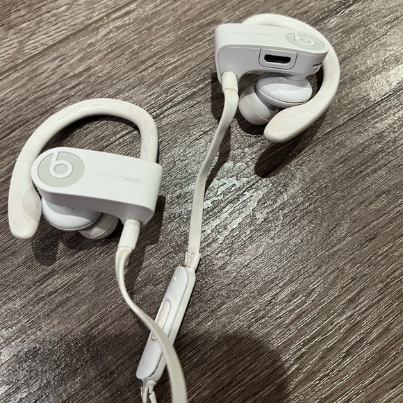 Powerbeats3 - Picture 2 of 7